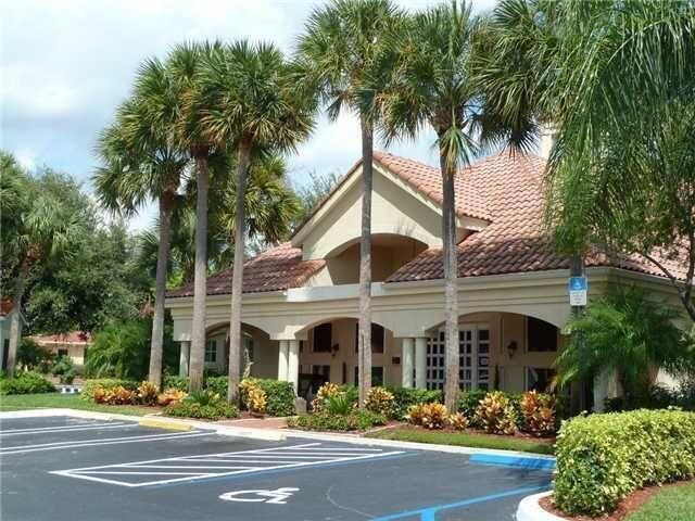 815 W Boynton Beach Boulevard, Unit 12-101, Boynton Beach, FL 33426 Photo