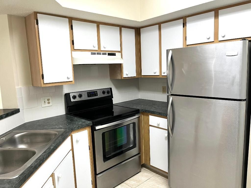 815 W Boynton Beach Boulevard, Unit 12-101, Boynton Beach, FL 33426 Photo