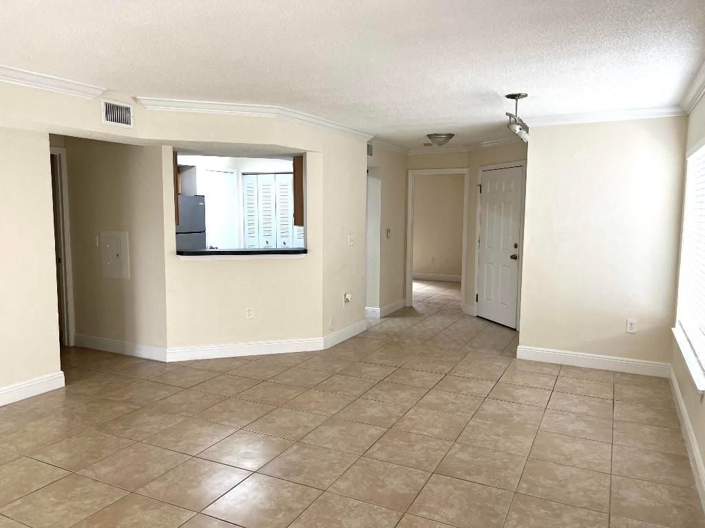 815 W Boynton Beach Boulevard, Unit 12-101, Boynton Beach, FL 33426 Photo
