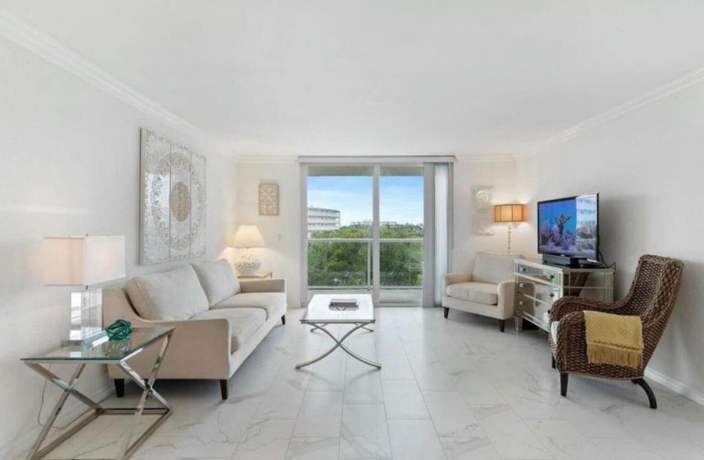 2560 S Ocean Boulevard, Unit 518, Palm Beach, FL 33480 Photo