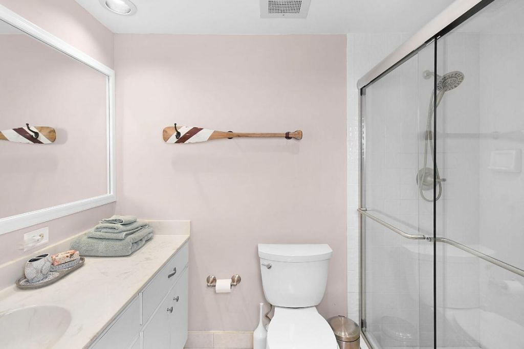 221 NE Plantation Road, Unit 211, Stuart, FL 34996 Photo