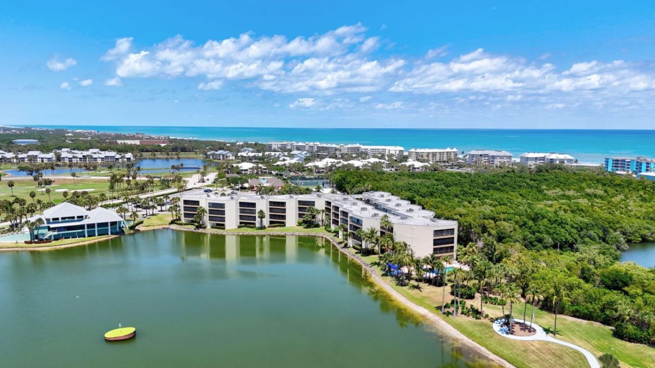 221 NE Plantation Road, Unit 211, Stuart, FL 34996 Photo