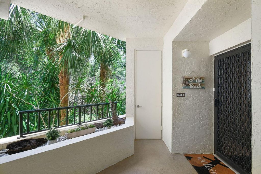 221 NE Plantation Road, Unit 211, Stuart, FL 34996 Photo