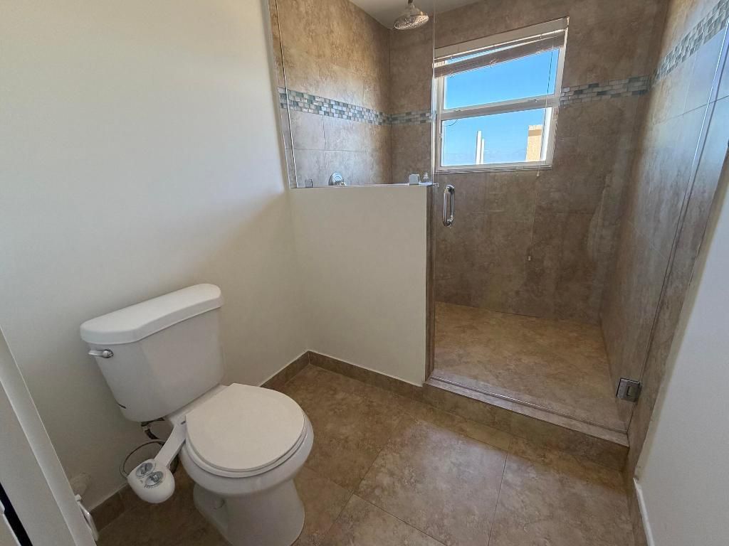 2000 NE 135th Street, Unit Ph, North Miami, FL 33181 Photo