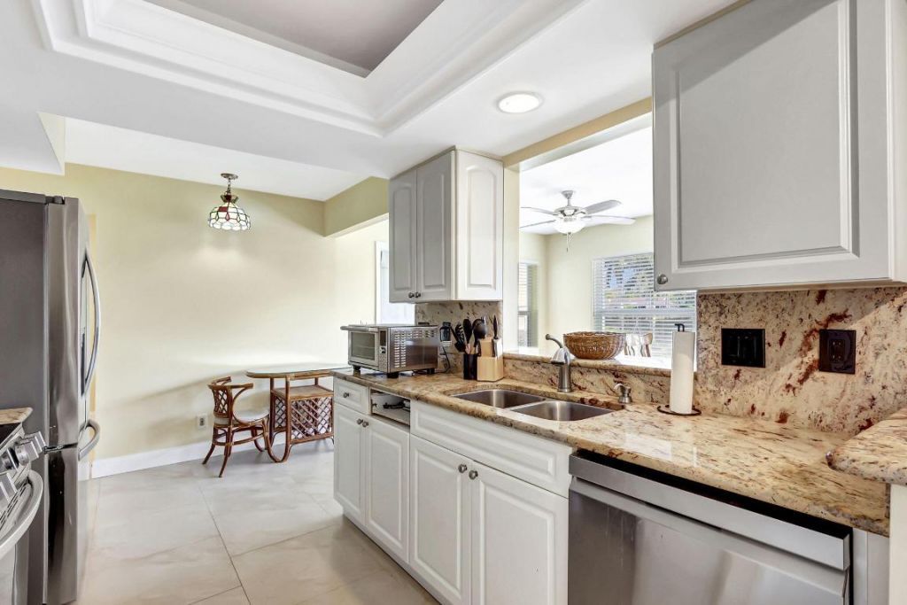 683 SE Harborview Drive, Port Saint Lucie, FL 34953 Photo