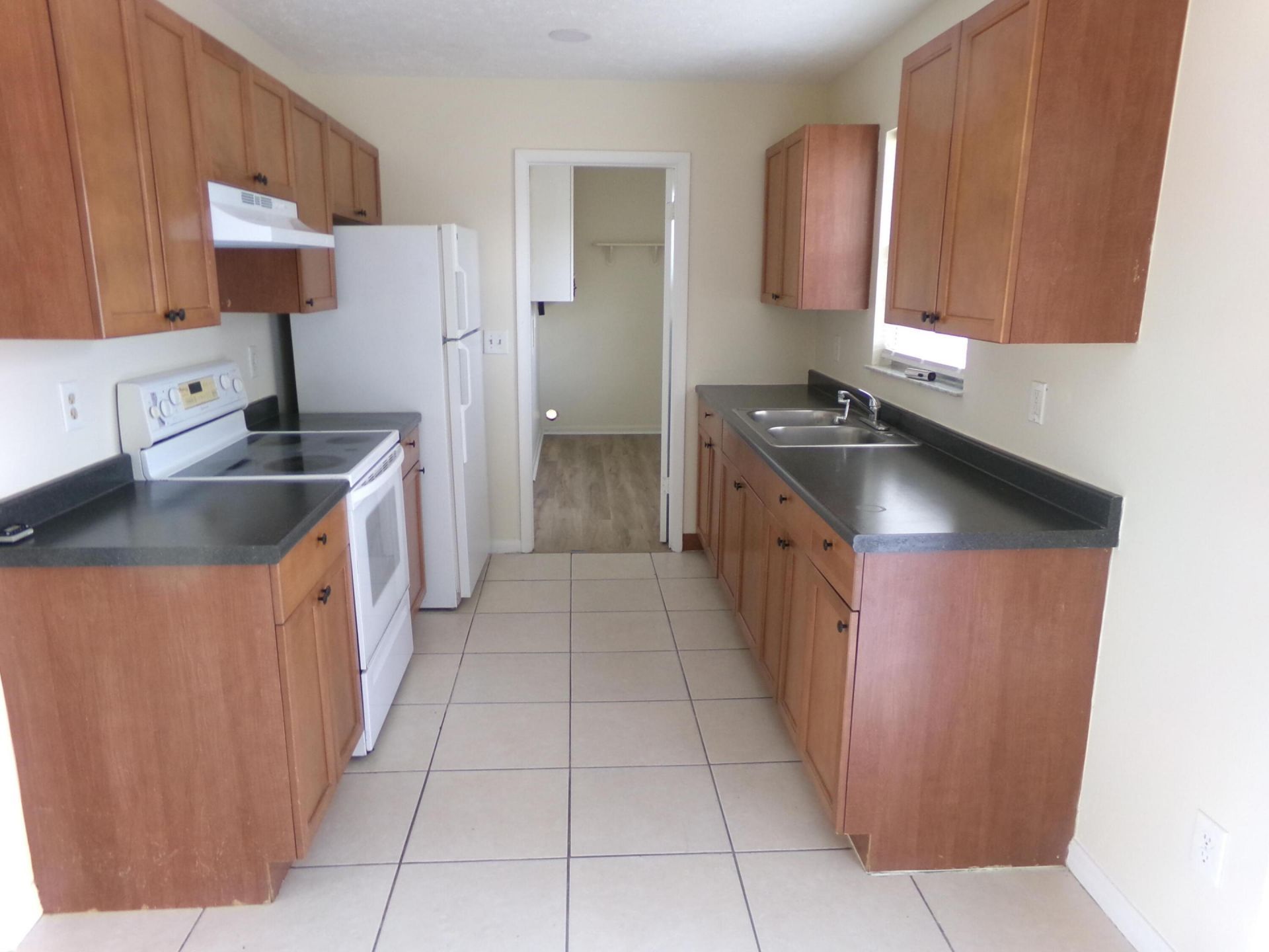 1572 SW Bayshore Boulevard, Port Saint Lucie, FL 34983 Photo