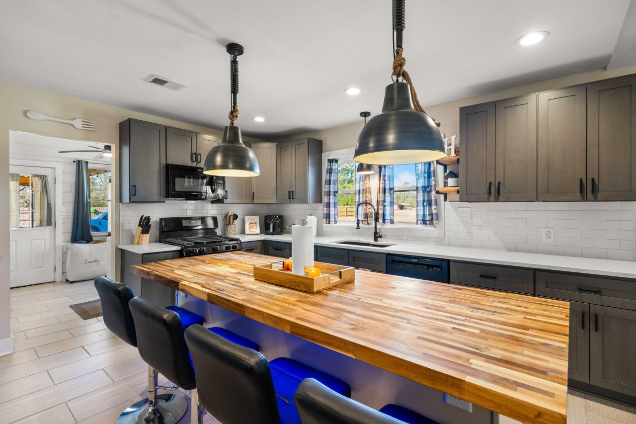 4610 Rowesville Road Photo 10