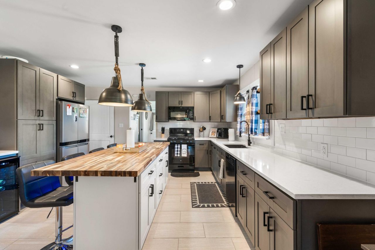 4610 Rowesville Road Photo 6