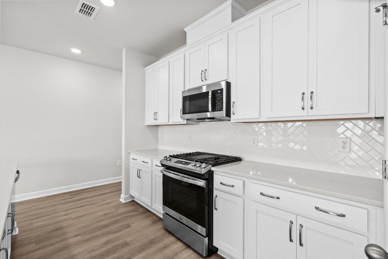 5248 Cottage Landing Drive Photo 52