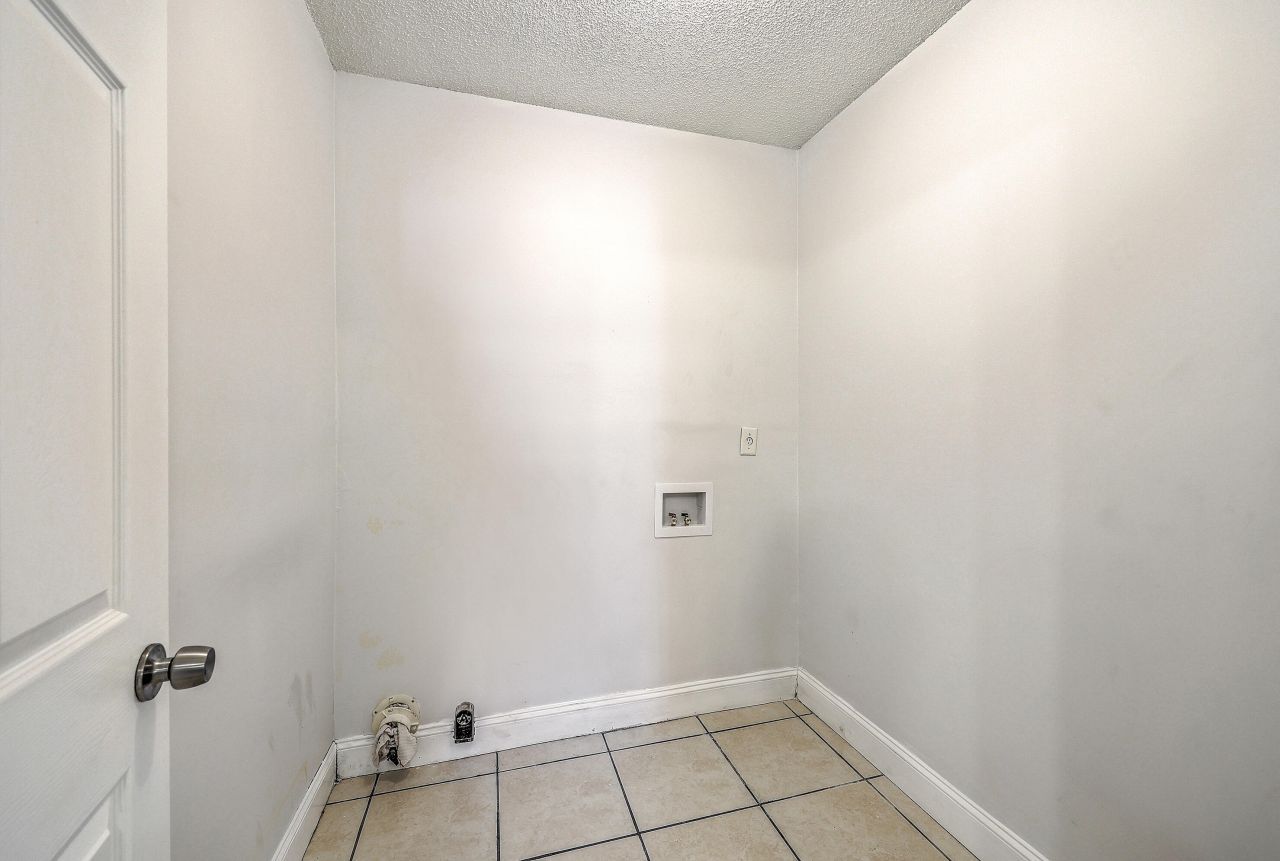 245 Pine Shadow Drive Photo 16