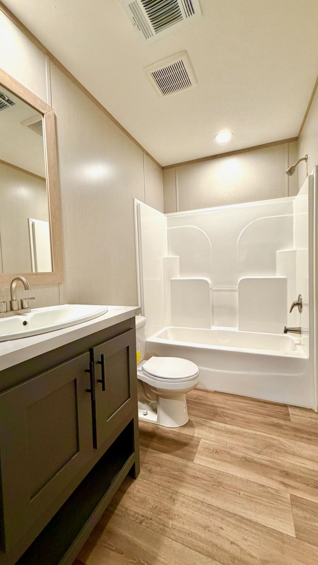 1040 Merell Avenue Photo 17