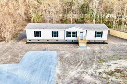 1040 Merell Avenue photo 4