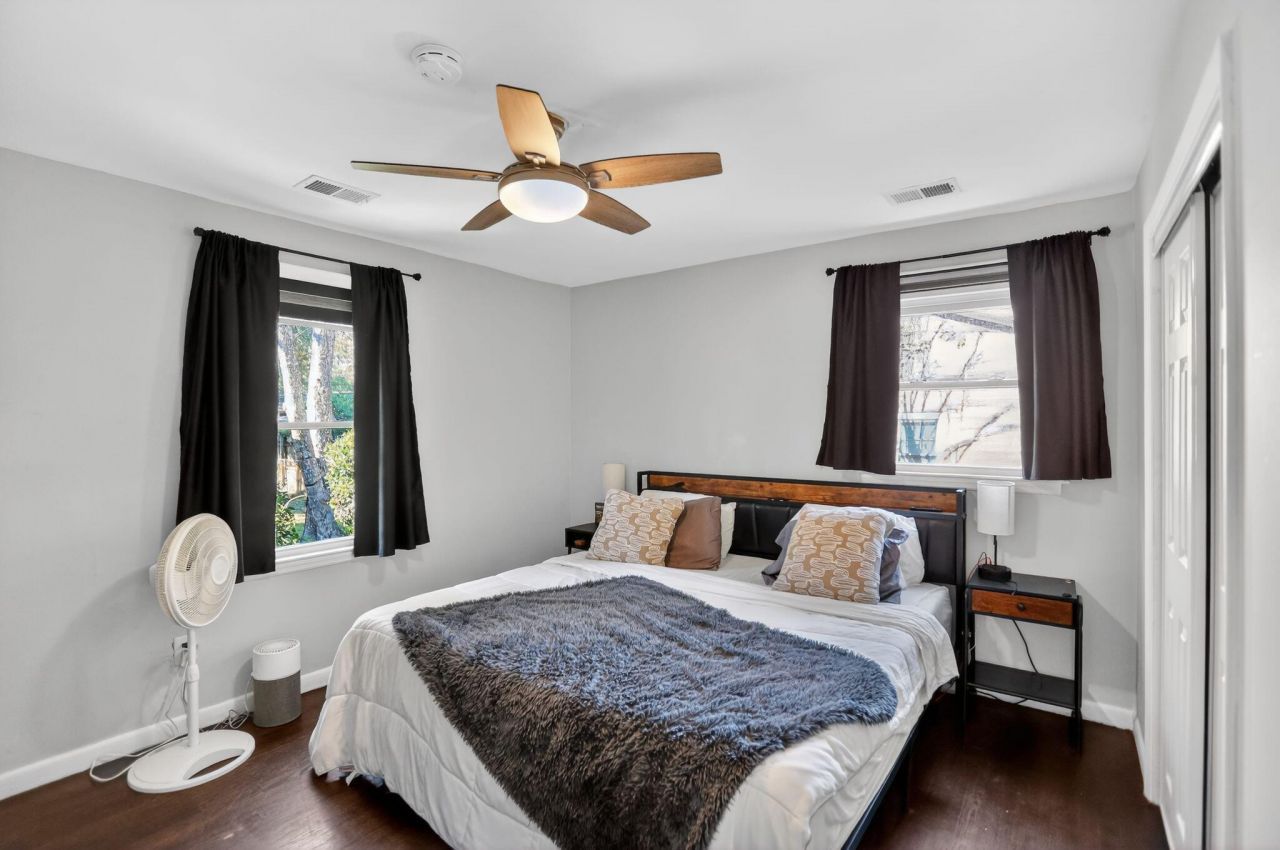 21 Manchester Road Photo 13