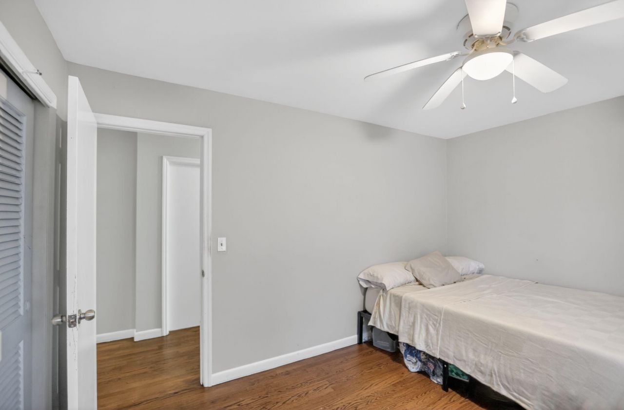 21 Manchester Road Photo 14