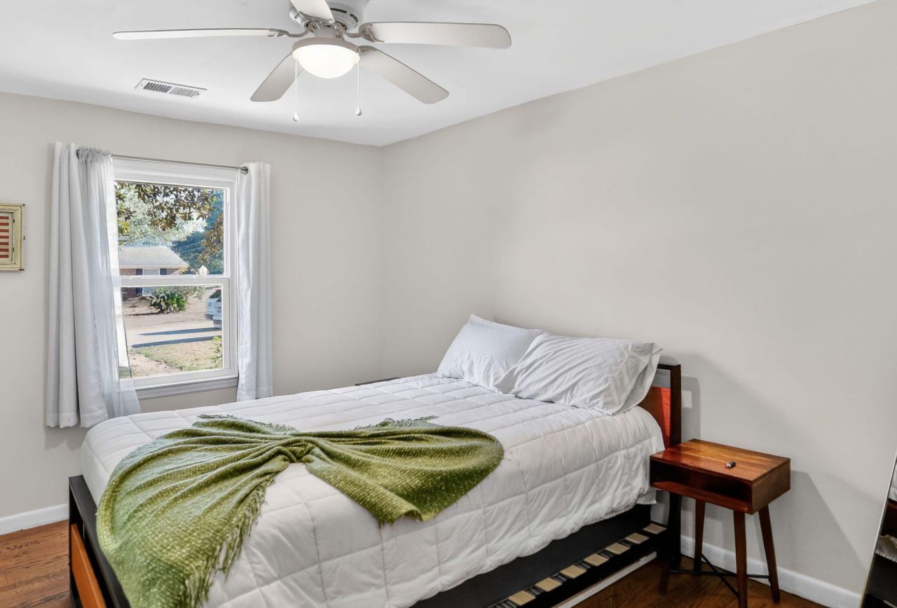 21 Manchester Road Photo 19