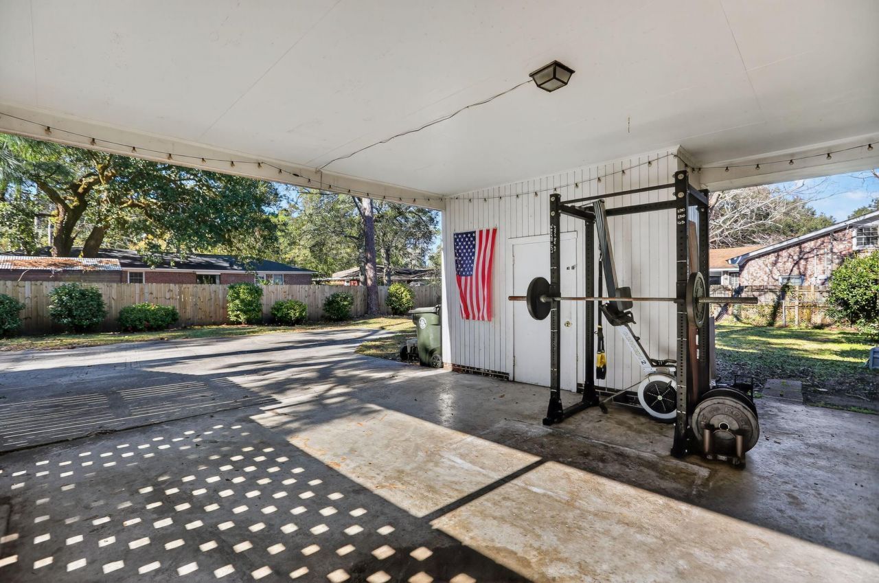 21 Manchester Road Photo 25