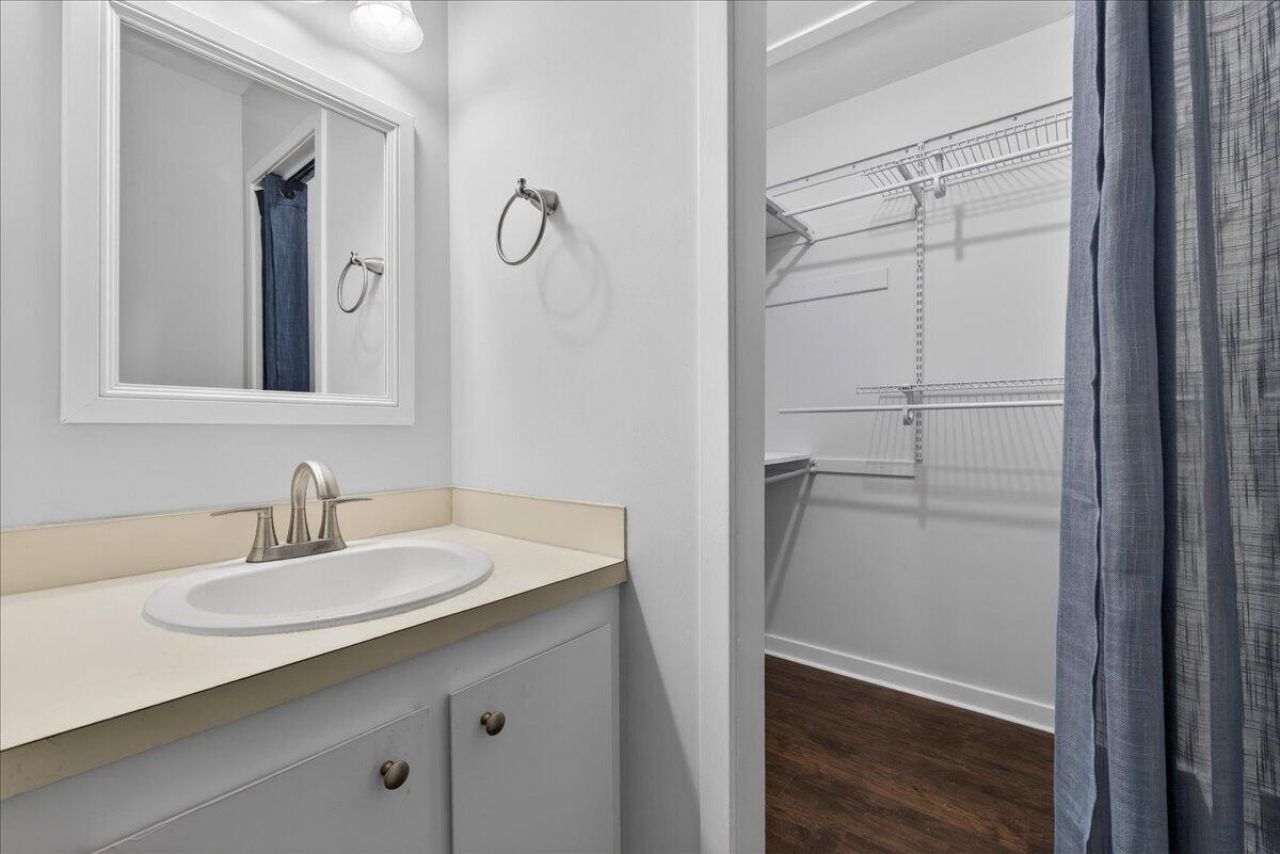 2741 Jobee Drive Photo 14