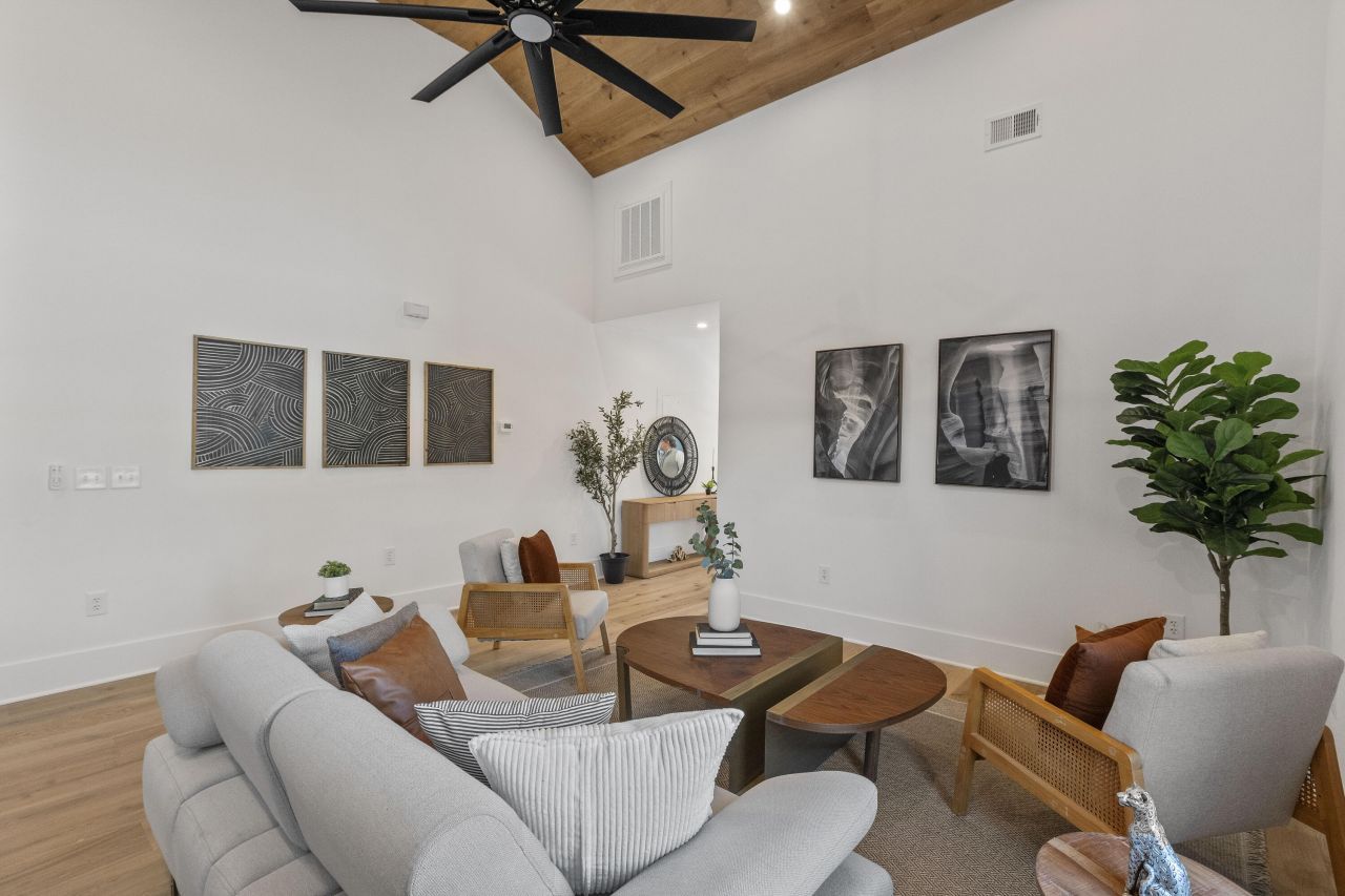 10 Magnolia Avenue Photo 12