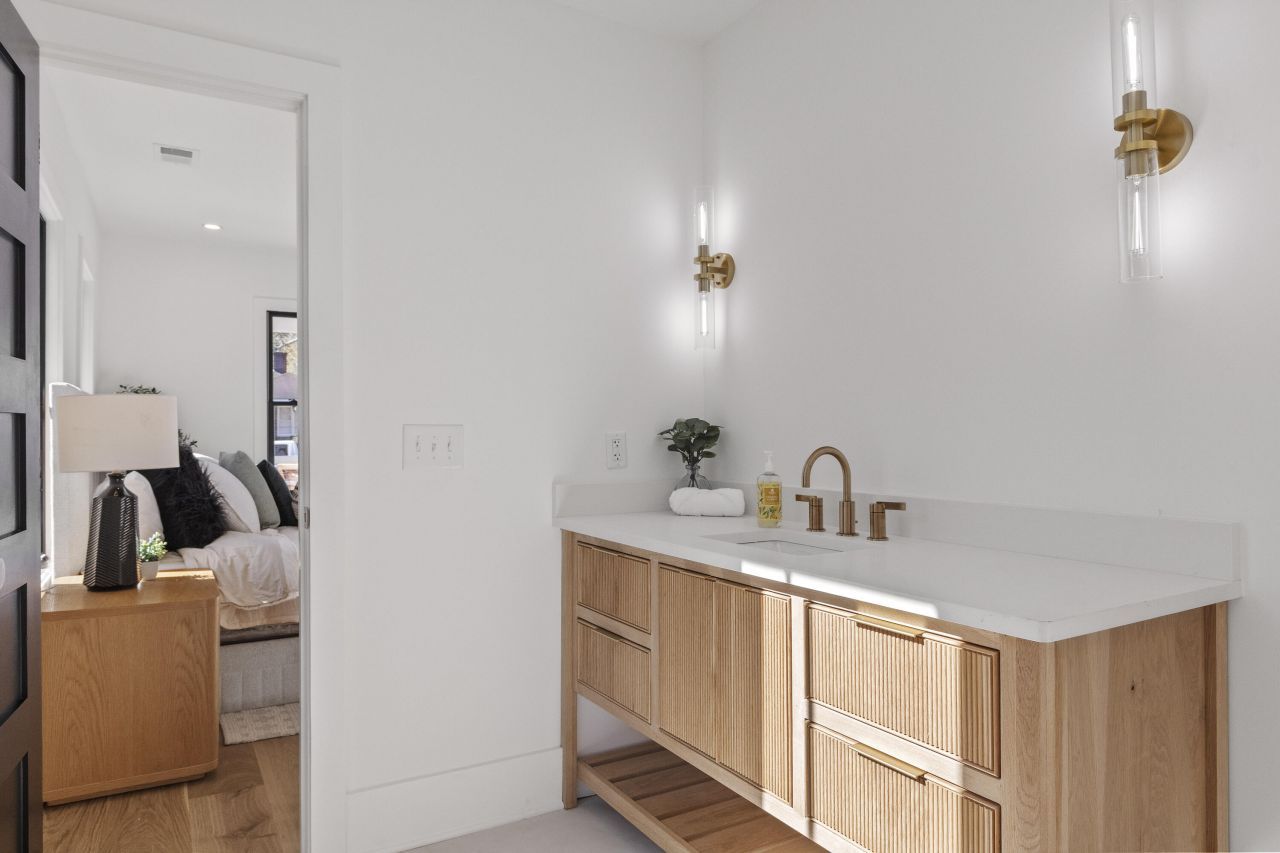 10 Magnolia Avenue Photo 25