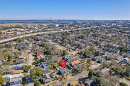 10 Magnolia Avenue photo 4