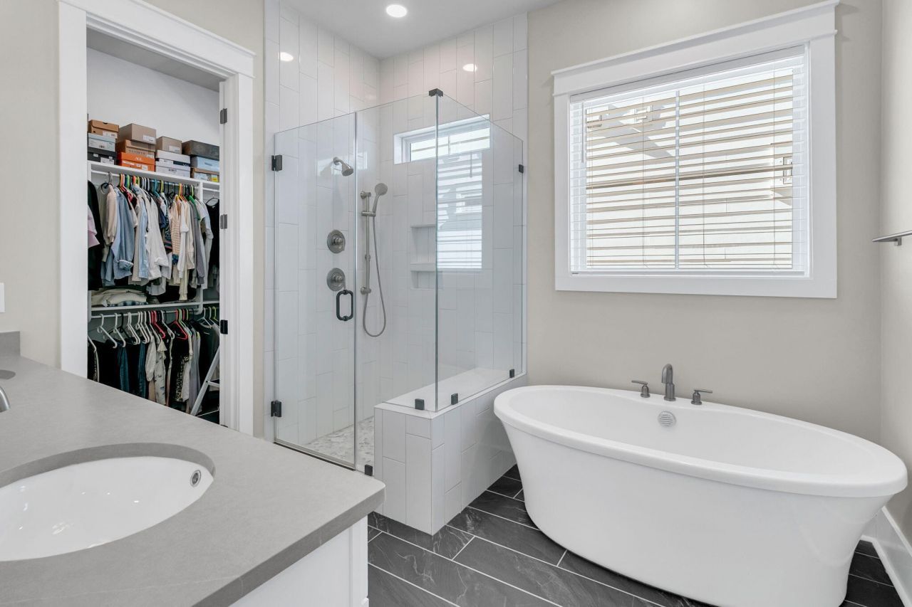 1027 Avenue Of Oaks Photo 7