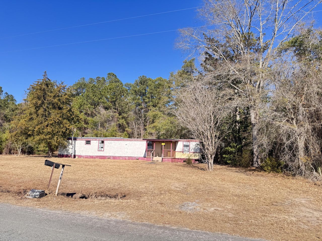 6080 Cayce Road Photo 8