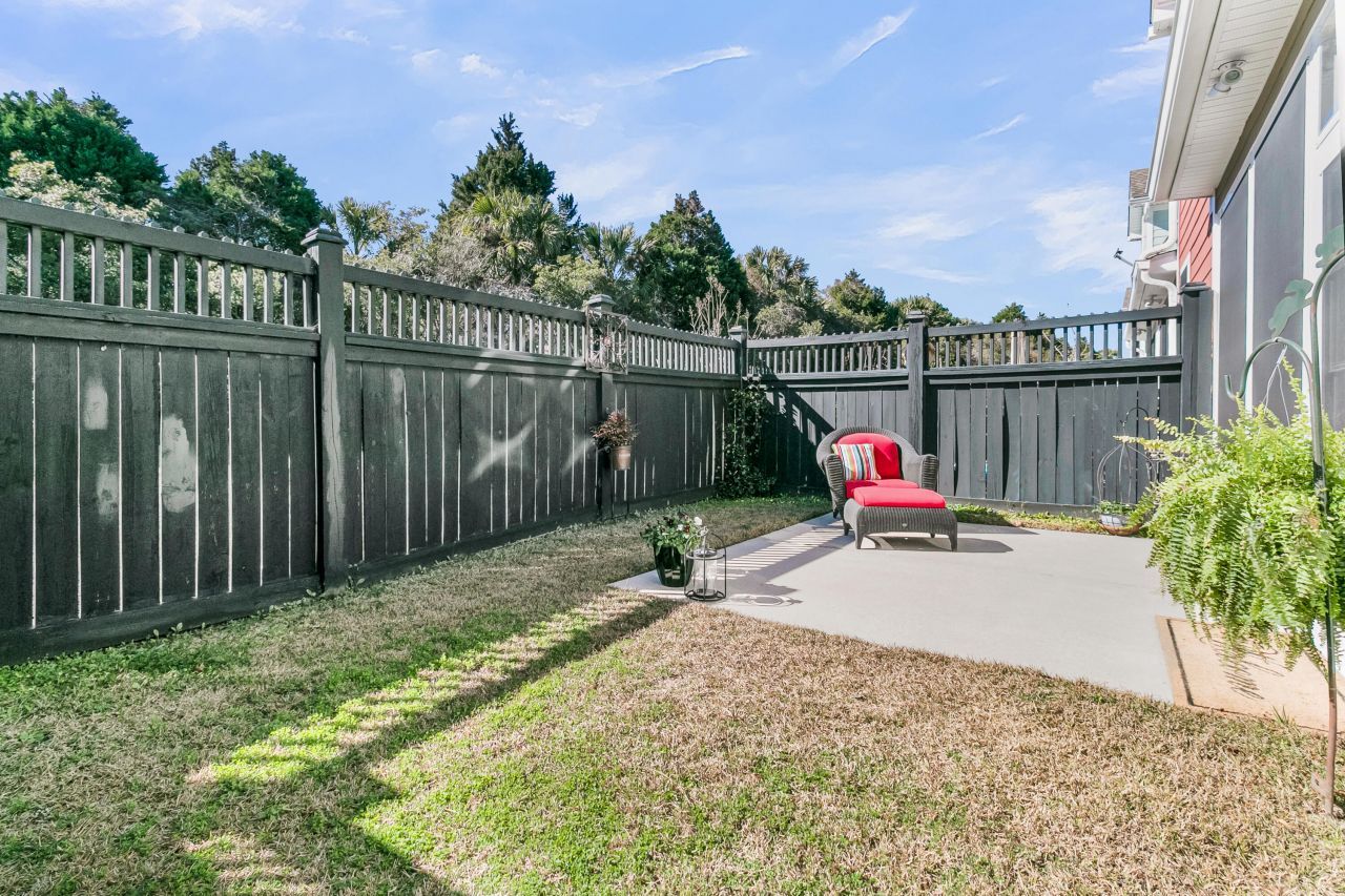 2569 Kings Gate Lane Photo 12