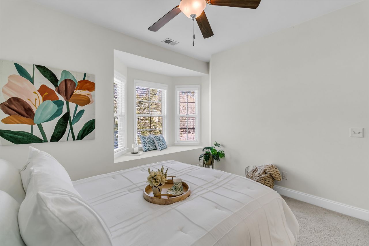 2569 Kings Gate Lane Photo 17