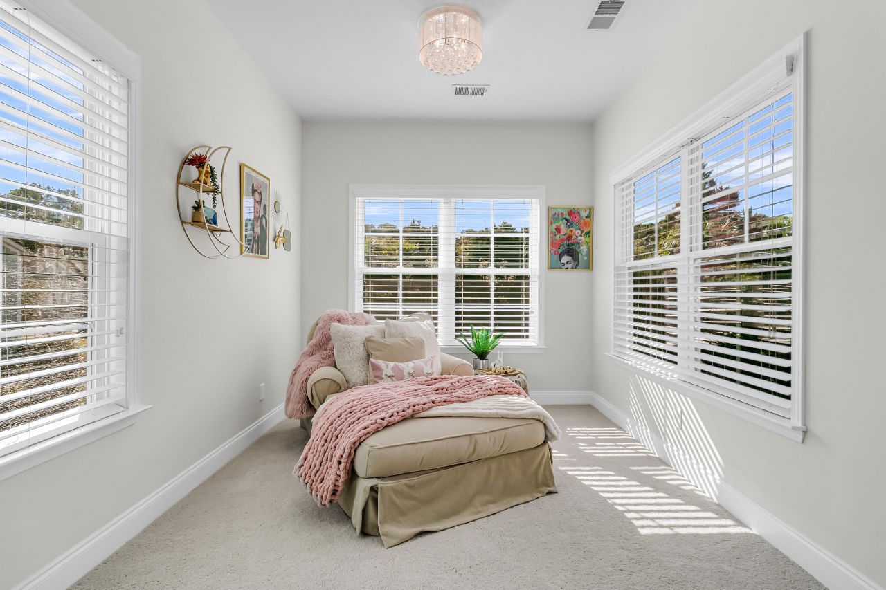 2569 Kings Gate Lane Photo 25