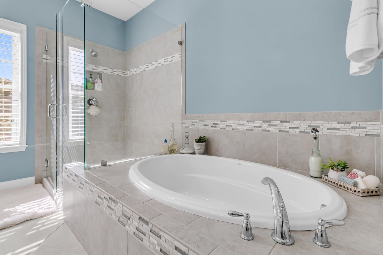 2569 Kings Gate Lane Photo 27