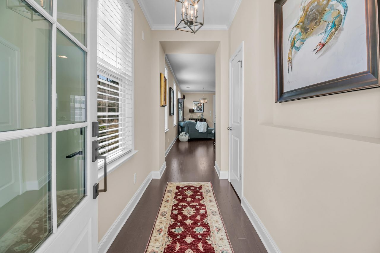 2569 Kings Gate Lane Photo 4