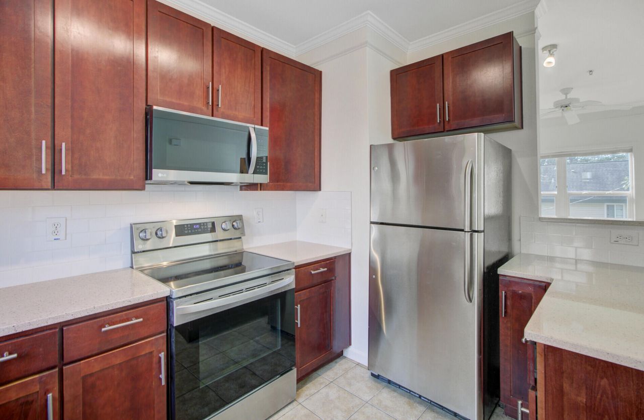 1755 Central Park Road Photo 10