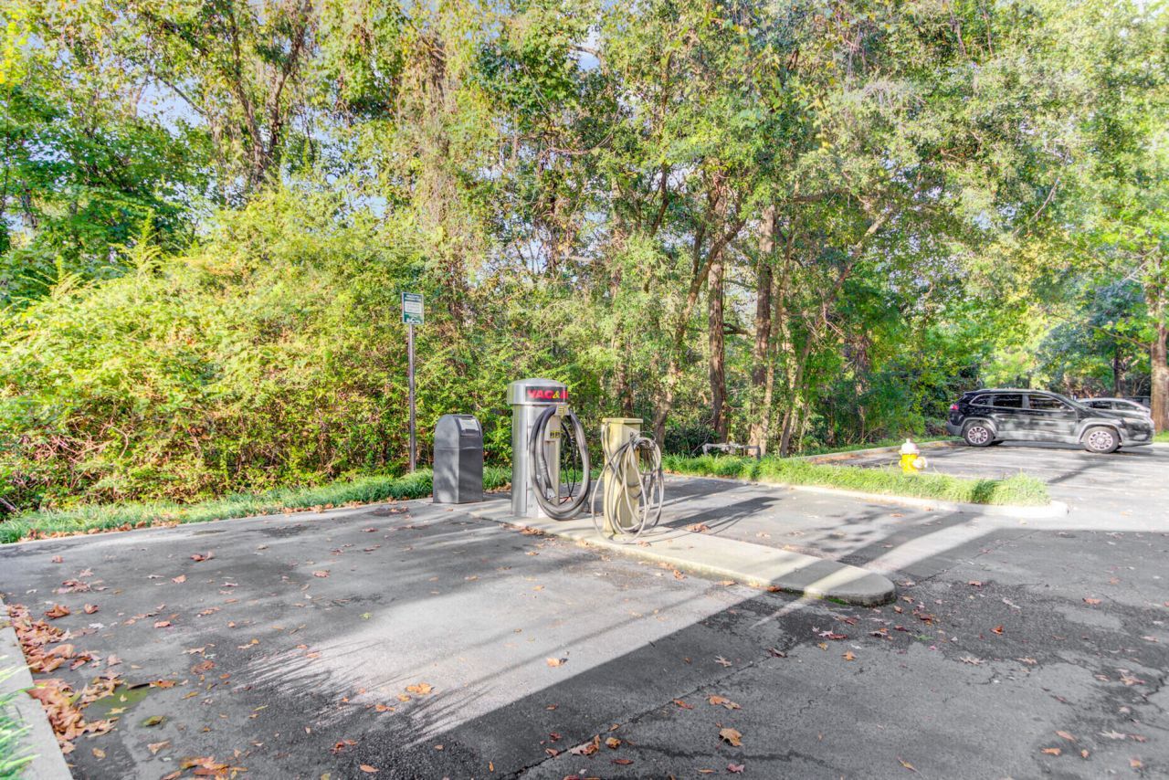 1755 Central Park Road Photo 37