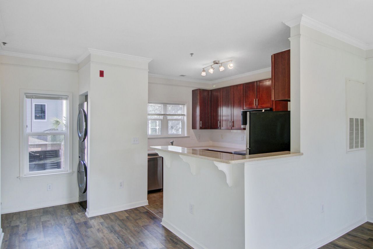 1755 Central Park Road Photo 9