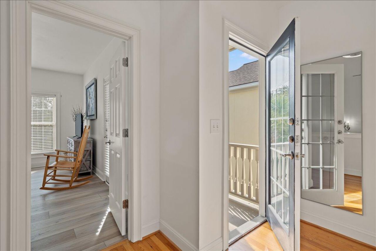 2431 Racquet Club Drive Photo 34