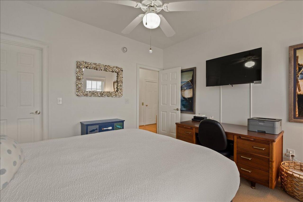 2431 Racquet Club Drive Photo 54