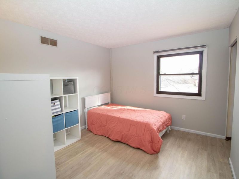 445 Hawthorne Place, Reynoldsburg, OH 43068 Photo 12