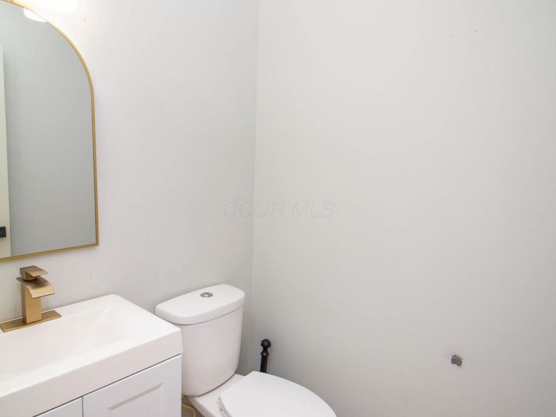 445 Hawthorne Place, Reynoldsburg, OH 43068 Photo 7