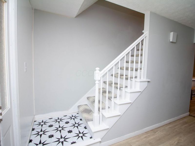 445 Hawthorne Place, Reynoldsburg, OH 43068 Photo 8