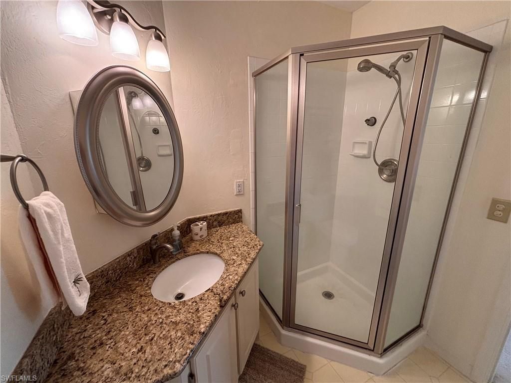 9315 Central Park Dr, Unit 202, Fort Myers, FL 33919 Photo