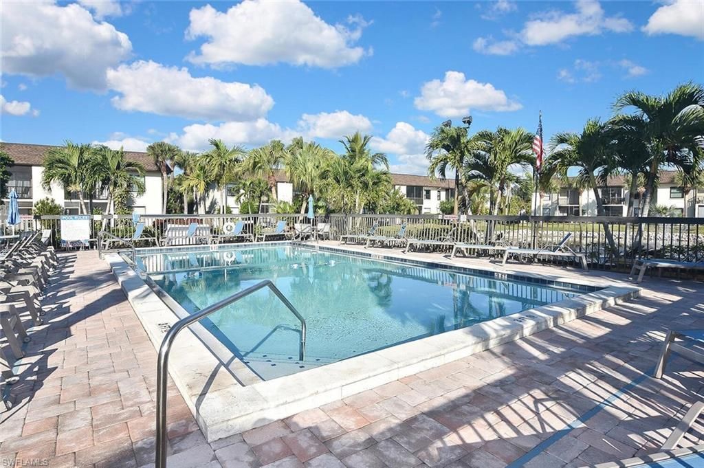 9315 Central Park Dr, Unit 202, Fort Myers, FL 33919 Photo