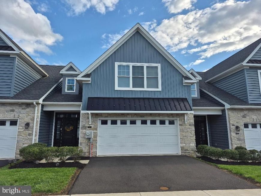 909 Holden Court, Warminster, PA 18974 Main Photo
