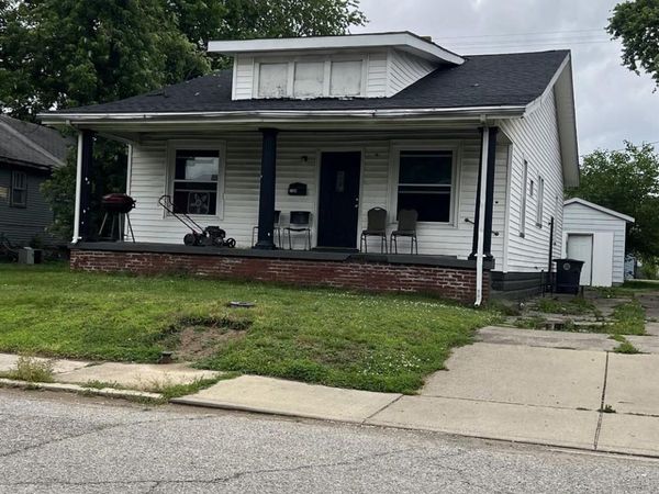 1104 Adams Avenue, Evansville, IN 47714
