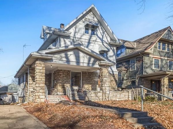3846 Charlotte Street, Kansas City, MO 64109