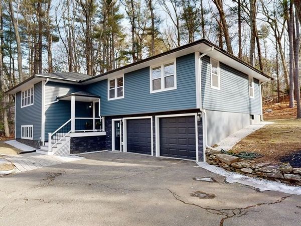 7 Woodlawn Drive, Sturbridge, MA 01566
