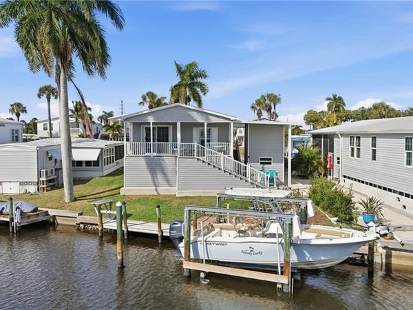 11291 Azalea LN, FORT MYERS BEACH, FL 33931