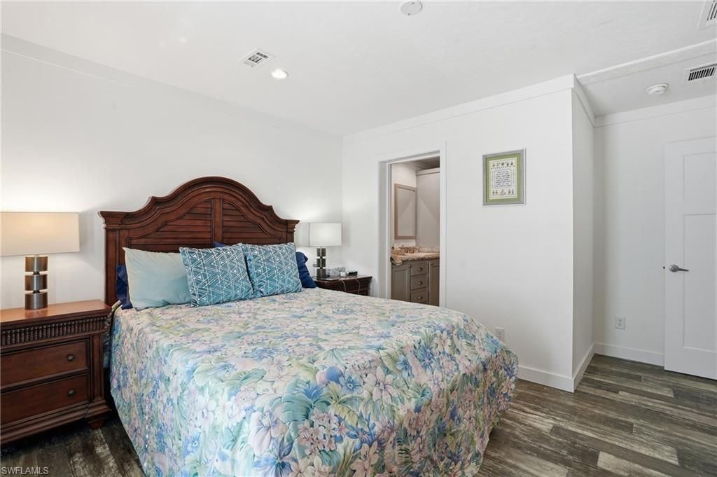 11291 Azalea Ln, Fort Myers Beach, FL 33931 Photo