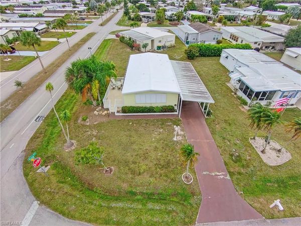 17 Saint Raphael DR, NAPLES, FL 34112