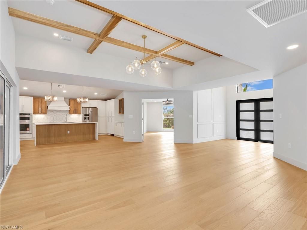 1803 Imperial Golf Co Blvd, Naples, FL 34110 Photo