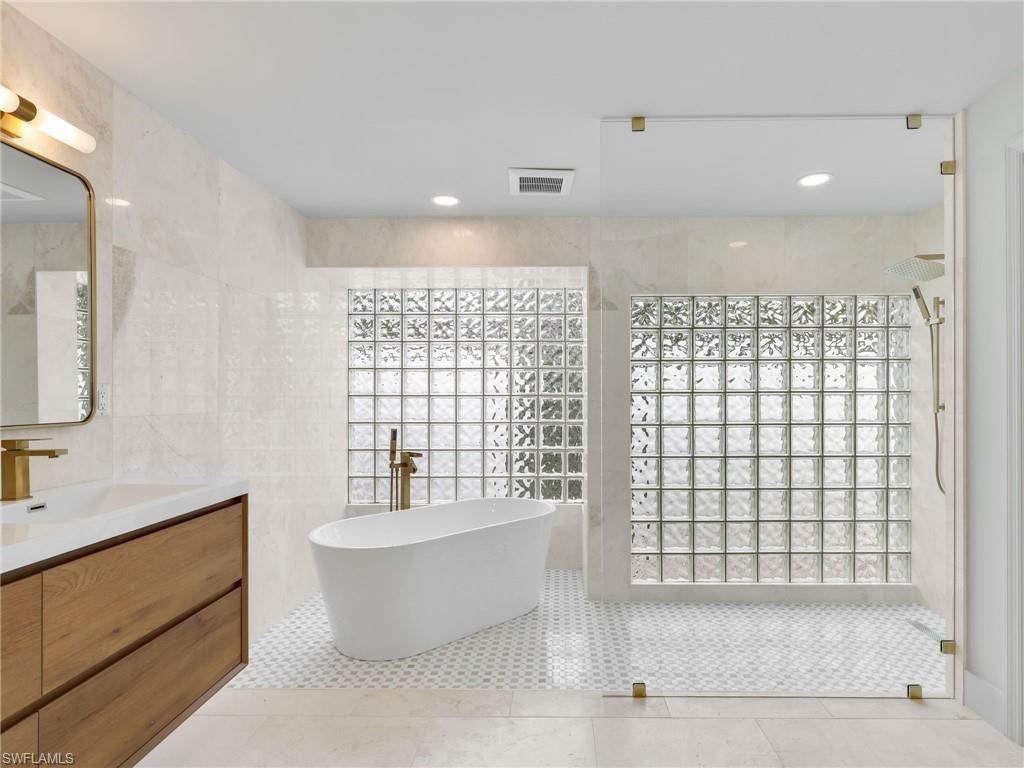 1803 Imperial Golf Co Blvd, Naples, FL 34110 Photo